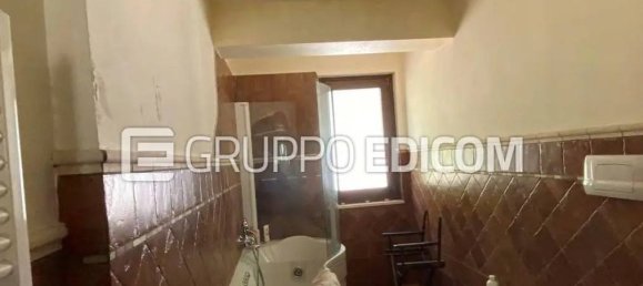 3 Schlafzimmer Wohnung in Castelvenere, Italy, Nr. 206713 9