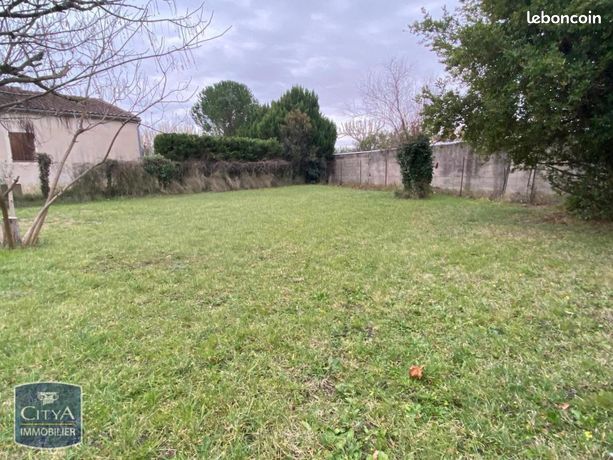 Terreno en Jonquieres, France 500 m² No. 301970