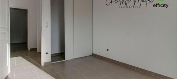 3 bedrooms House in Saint-Martin-de-Crau, France No. 314025 10