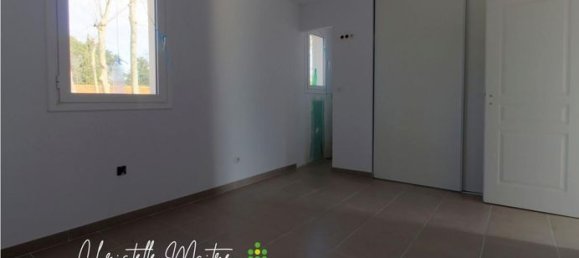 3 bedrooms House in Saint-Martin-de-Crau, France No. 314025 8