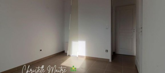 3 bedrooms House in Saint-Martin-de-Crau, France No. 314025 9