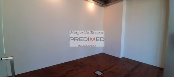 165m² Office in Lisbon, Portugal No. 250687 22