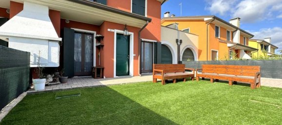 4غرفة منزل في Porto Viro, Italy رقم 81655 2