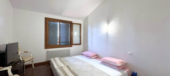 4غرفة منزل في Porto Viro, Italy رقم 81655 24