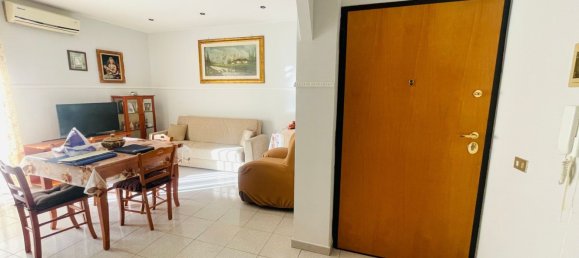 3-salle Appartement à Valenzano, Italy No. 23165 11