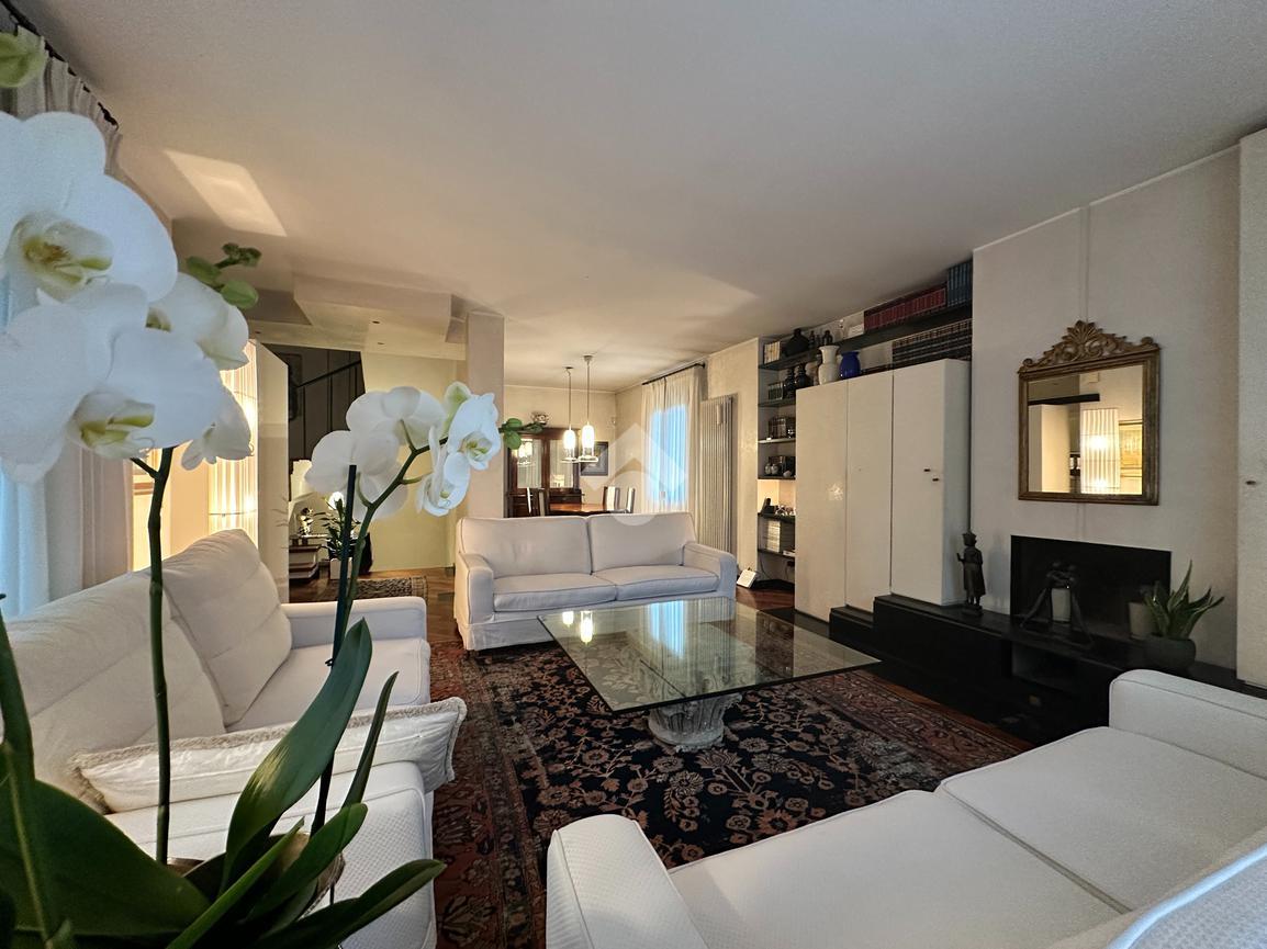 4-Zimmer Villa in Cadoneghe, Italy, Nr. 129285