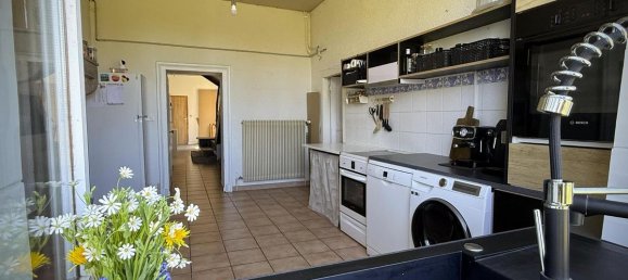 4 bedrooms House in Mizerieux, France No. 195628 10