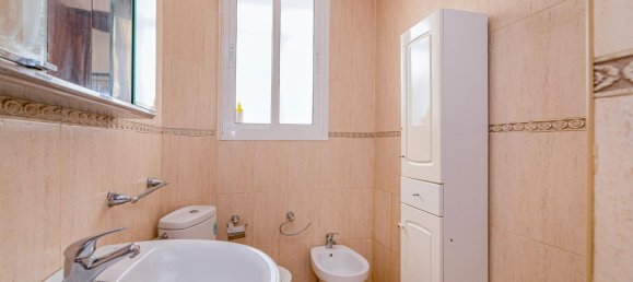 4 bedrooms Apartment in Granada, Spain No. 133606 17