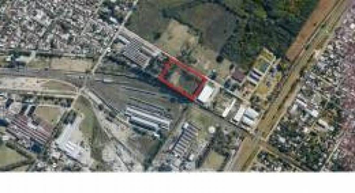 Terrain à Lomas de Zamora, Argentina No. 47574