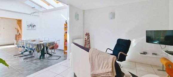 4 bedrooms House in Evreux, France No. 357505 3