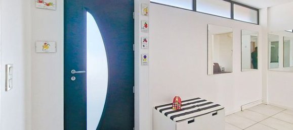 4 bedrooms House in Evreux, France No. 357505 7