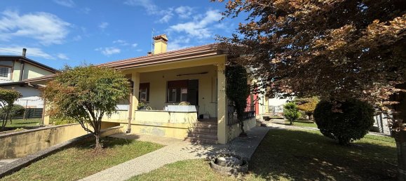 Дом с 6 спальнями в Порденоне, Италия № 356286 15