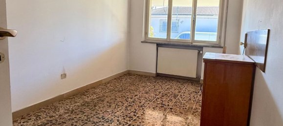 Дом с 6 спальнями в Порденоне, Италия № 356286 8