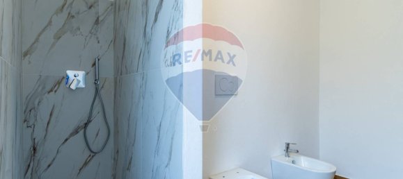 4 rooms House in Desio, Italy No. 308691 28