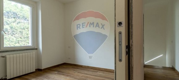 4 rooms House in Desio, Italy No. 308691 25