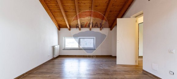4 rooms House in Desio, Italy No. 308691 33
