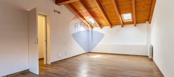 4 rooms House in Desio, Italy No. 308691 35