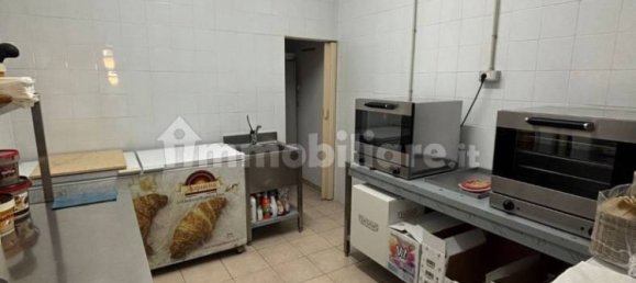 Propiedad comercial de 2 habitaciónes en Trentola Ducenta, Italy No. 167406 11