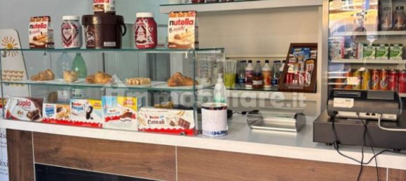 Propiedad comercial de 2 habitaciónes en Trentola Ducenta, Italy No. 167406 4