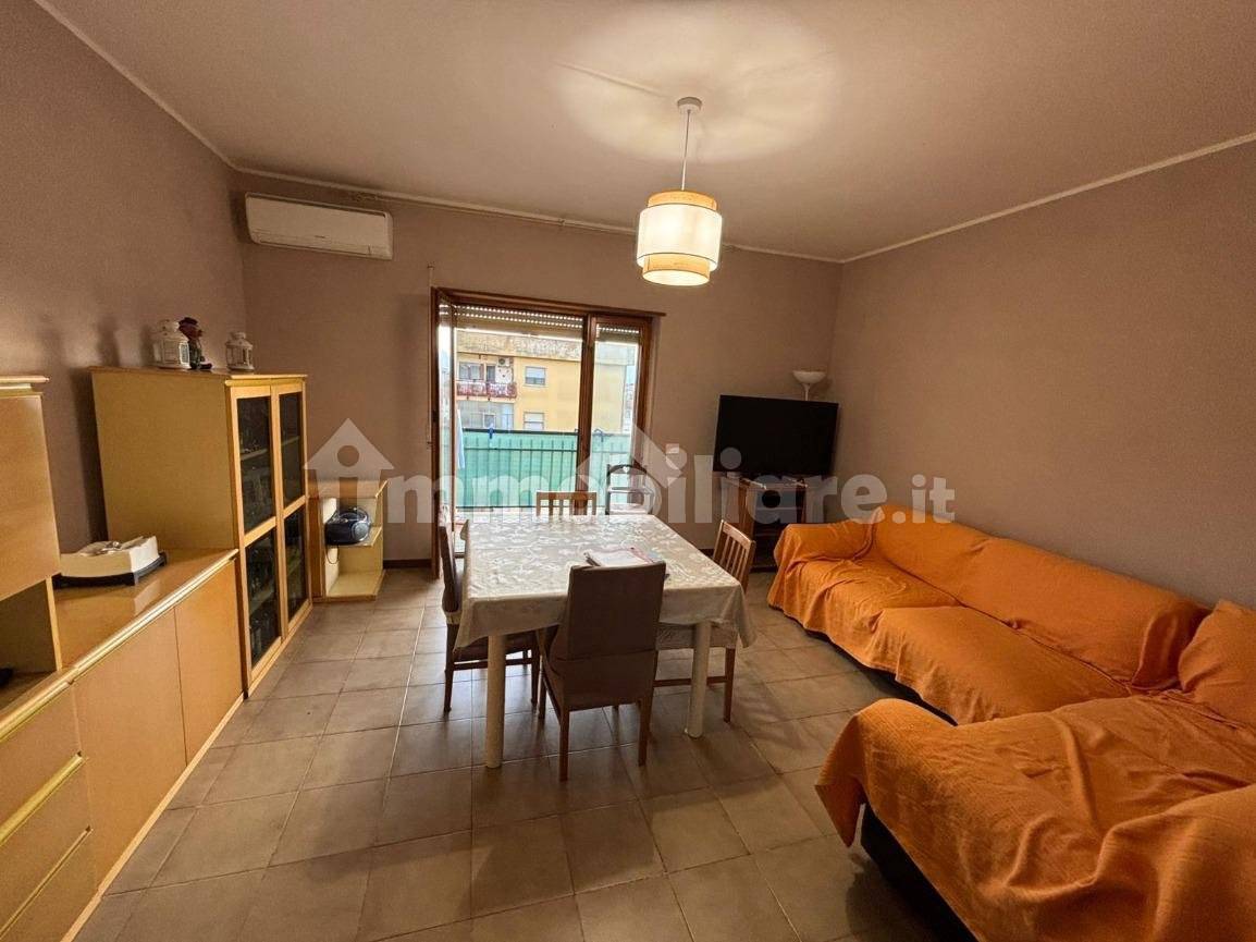 3 bedrooms Apartment in Cassino, Italy No. 336153