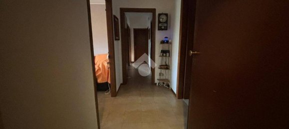 3 bedrooms Apartment in Cassino, Italy No. 336153 9