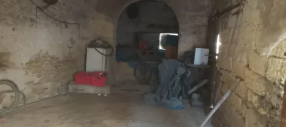 Casa de 4 dormitorios en Gallargues-le-Montueux, France No. 323810 9