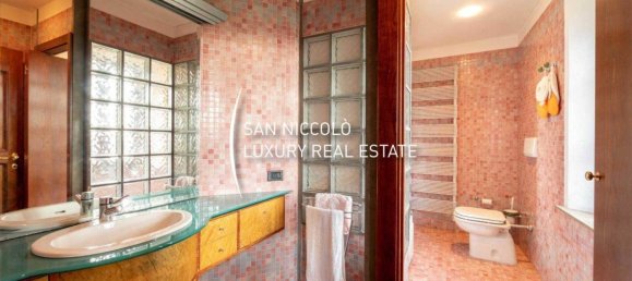 4 bedrooms House in Asciano, Italy No. 196297 76