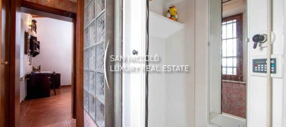 4 bedrooms House in Asciano, Italy No. 196297 77