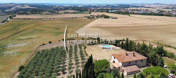 4 bedrooms House in Asciano, Italy No. 196297 19