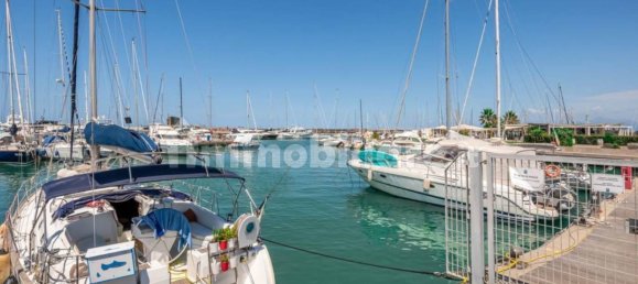 1 bedroom Garage in Pisa, Italy No. 67284 15