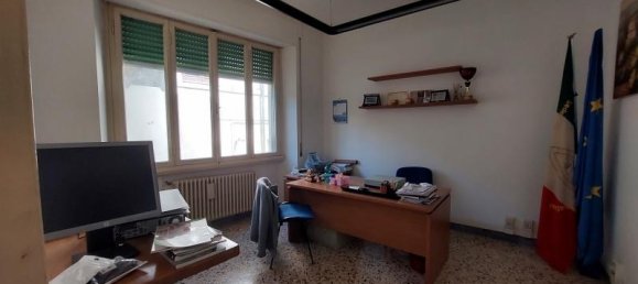 5-salle Appartement à Arezzo, Italy No. 233169 6