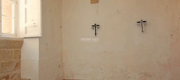 Adosado de 5 dormitorios en Mdina, Malta No. 11040 4