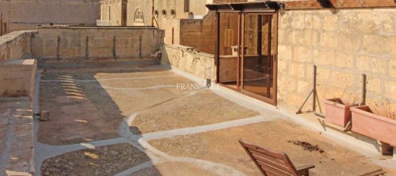 Adosado de 5 dormitorios en Mdina, Malta No. 11040 26