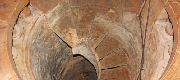 Adosado de 5 dormitorios en Mdina, Malta No. 11040 17