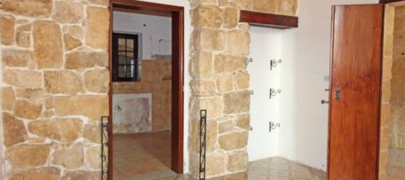 Adosado de 5 dormitorios en Mdina, Malta No. 11040 5