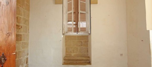 Adosado de 5 dormitorios en Mdina, Malta No. 11040 3