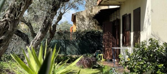 Вилла с 5 комнатами в Капотерра, Италия № 38758 2