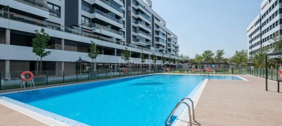 2 bedrooms Apartment in Madrid, Spain No. 142779 4