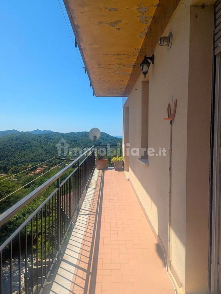 2 bedrooms Apartment in Mignanego, Italy No. 264651