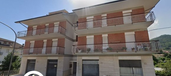 4 bedrooms Apartment in Venarotta, Italy No. 318790 3