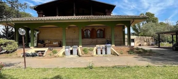 17-salle Villa à Latina, Italy No. 83728 26