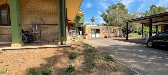 17-salle Villa à Latina, Italy No. 83728 23