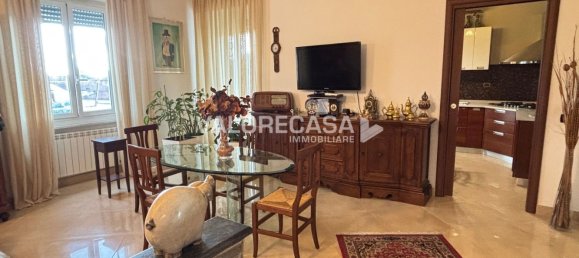 4 bedrooms Apartment in Ameglia, Italy No. 325398 3