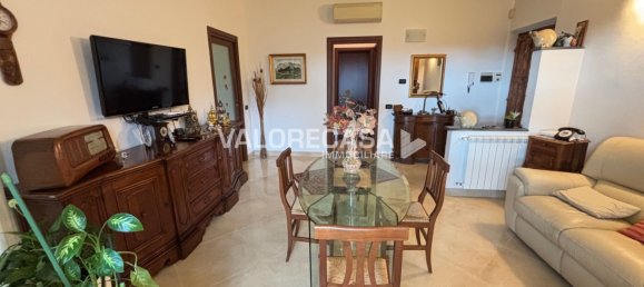 4 bedrooms Apartment in Ameglia, Italy No. 325398 10