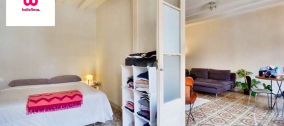 2 bedrooms Apartment in Ciutat Vella, Spain No. 114950 3