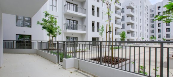 3 bedrooms Apartment in Town Square, UAE No. 111048 10