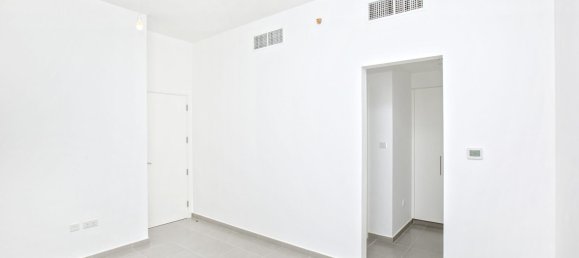 3 bedrooms Apartment in Town Square, UAE No. 111048 6