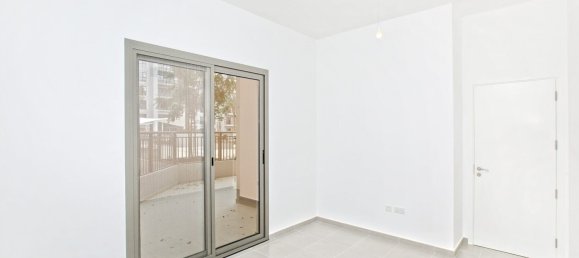 3 bedrooms Apartment in Town Square, UAE No. 111048 5