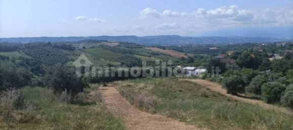 12000m² Land in Spoltore, Italy No. 343612 24