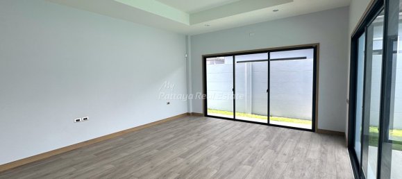 3 bedrooms Cafe / restaurant in Pattaya, Thailand No. 22975 4